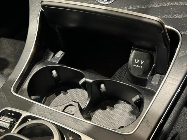 Ｃクラスステーションワゴン Ｃ２２０ｄ　ステーションワゴンローレウスエディション　弊社ユーザー様お下取り車両／認定中古車保障２年／禁煙車／エアサスペンション／アダプティブヘッドライト／ディストロニック／ＡＭＧライン／パノラミックスライディングルーフ／シートヒーター／電動テールゲート（41枚目）