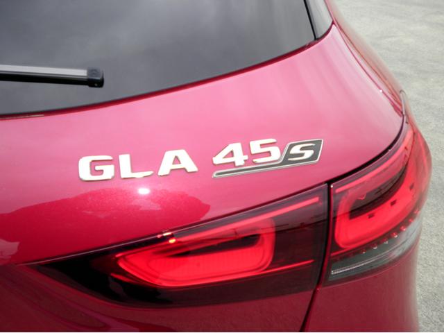 ＧＬＡ４５　Ｓ　４ＭＡＴＩＣ＋　ＡＭＧパフォーマンスパッケージ　ＡＭＧアドバンスドパッケージ　Ｂｌｕｅｔｏｏｔｈ接続　ＥＴＣ　ＬＥＤヘッドライト　アイドリングストップ　クルーズコントロール　コネクテッド機能　サイドカメラ(26枚目)