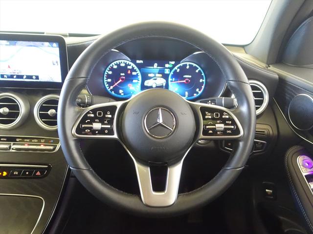 ＧＬＣ ＧＬＣ２２０　ｄ　４ＭＡＴＩＣ　クーペ　スポーツラインエディション　Ｂｌｕｅｔｏｏｔｈ接続　ＥＴＣ　ＬＥＤヘッドライト　ＴＶ　アイドリングストップ　クルーズコントロール　コネクテッド機能　サイドカメラ　サンルーフ・ガラスルーフ（17枚目）