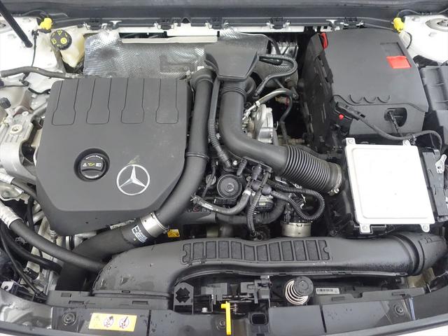 Ａクラス Ａ１８０　スタイル　ＡＭＧライン　ＡＭＧレザーエクスクルーシブパッケージ　レーダーセーフティパッケージ　アドバンスドパッケージ　ナビゲーションパッケージ　Ｂｌｕｅｔｏｏｔｈ接続　ＥＴＣ　ＬＥＤヘッドライト　ＴＶ　アイドリングストップ（9枚目）