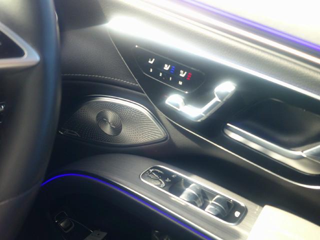 ＥＱＳ ＳＵＶ ＥＱＳ４５０　４ＭＡＴＩＣ　ＳＵＶ　ＡＭＧラインパッケージ　ナイトパッケージ　３列シート　Ｂｌｕｅｔｏｏｔｈ接続　ＥＴＣ　ＬＥＤヘッドライト　ＴＶ　クルーズコントロール　コネクテッド機能　サイドカメラ　サンルーフ・ガラスルーフ（14枚目）