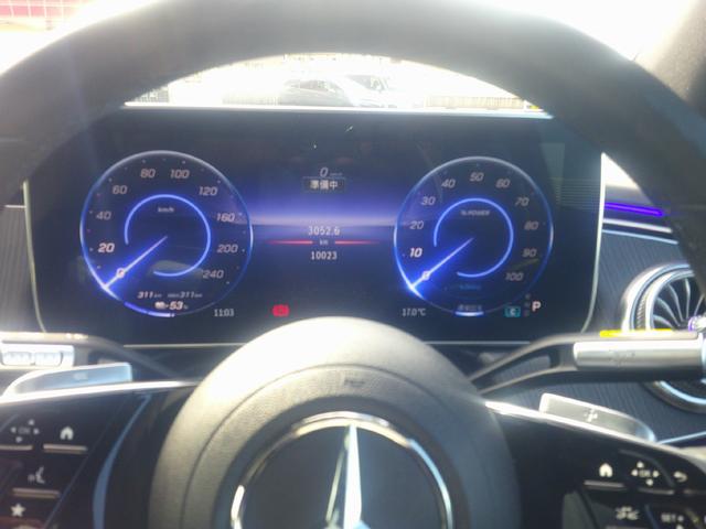 ＥＱＳ ＳＵＶ ＥＱＳ４５０　４ＭＡＴＩＣ　ＳＵＶ　ＡＭＧラインパッケージ　ナイトパッケージ　３列シート　Ｂｌｕｅｔｏｏｔｈ接続　ＥＴＣ　ＬＥＤヘッドライト　ＴＶ　クルーズコントロール　コネクテッド機能　サイドカメラ　サンルーフ・ガラスルーフ（16枚目）