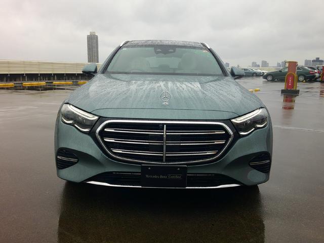 Ｅクラスステーションワゴン Ｅ３００　ステーションワゴン　エクスクルーシブ　レザーエクスクルーシブパッケージ　デジタルインテリアパッケージ　Ｂｌｕｅｔｏｏｔｈ接続　ＥＴＣ　ＬＥＤヘッドライト　ＴＶ　アイドリングストップ　クルーズコントロール　サイドカメラ（2枚目）