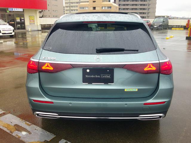 Ｅクラスステーションワゴン Ｅ３００　ステーションワゴン　エクスクルーシブ　レザーエクスクルーシブパッケージ　デジタルインテリアパッケージ　Ｂｌｕｅｔｏｏｔｈ接続　ＥＴＣ　ＬＥＤヘッドライト　ＴＶ　アイドリングストップ　クルーズコントロール　サイドカメラ（5枚目）