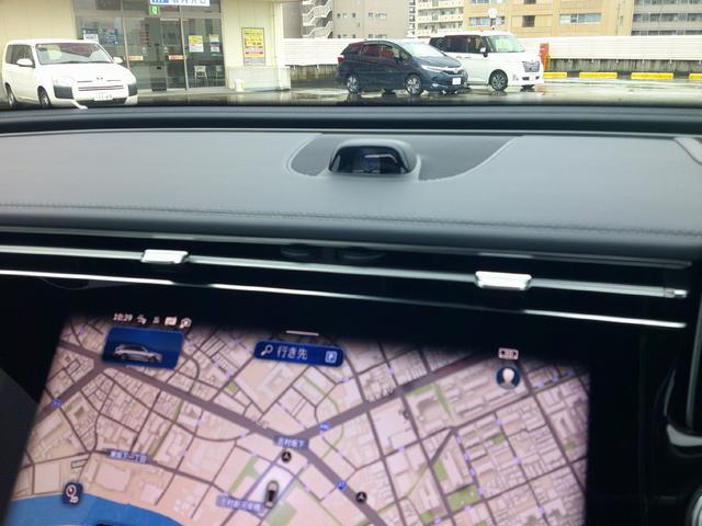 Ｅクラスステーションワゴン Ｅ３００　ステーションワゴン　エクスクルーシブ　レザーエクスクルーシブパッケージ　デジタルインテリアパッケージ　Ｂｌｕｅｔｏｏｔｈ接続　ＥＴＣ　ＬＥＤヘッドライト　ＴＶ　アイドリングストップ　クルーズコントロール　サイドカメラ（13枚目）