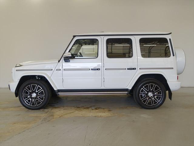 Ｇクラス Ｇ４５０　ｄ　ＡＭＧラインパッケージ　МＡＮＵＦＡＫＴＵＲプログラムプラス　Ｂｌｕｅｔｏｏｔｈ接続　ＥＴＣ　ＬＥＤヘッドライト　ＴＶ　アイドリングストップ　クルーズコントロール　コネクテッド機能　サイドカメラ（5枚目）