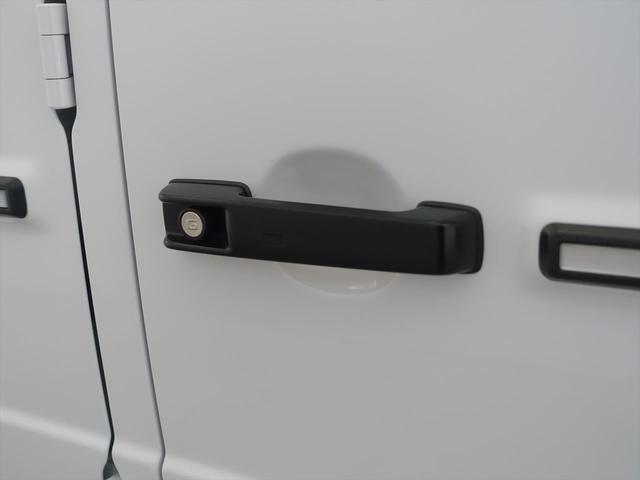 Ｇクラス Ｇ４５０　ｄ　ＡＭＧラインパッケージ　МＡＮＵＦＡＫＴＵＲプログラムプラス　Ｂｌｕｅｔｏｏｔｈ接続　ＥＴＣ　ＬＥＤヘッドライト　ＴＶ　アイドリングストップ　クルーズコントロール　コネクテッド機能　サイドカメラ（26枚目）