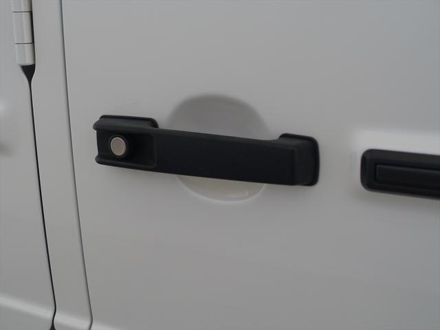 Gクラス G63 AMGレザーエクスクルーシブパッケージ Bluetooth接続 ETC LEDヘッドライト TV アイドリングストップ クルーズコントロール コネクテッド機能 サイドカメラ サンルーフ・ガラスルーフ(30枚目)