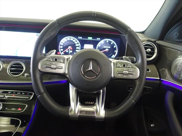 Eクラス E53 4MATIC+ エクスクルーシブパッケージ Bluetooth接続 ETC LEDヘッドライト TV アイドリングストップ クルーズコントロール コネクテッド機能 サイドカメラ サンルーフ・ガラスルーフ(17枚目)