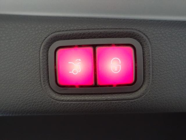 Eクラス E53 4MATIC+ エクスクルーシブパッケージ Bluetooth接続 ETC LEDヘッドライト TV アイドリングストップ クルーズコントロール コネクテッド機能 サイドカメラ サンルーフ・ガラスルーフ(26枚目)