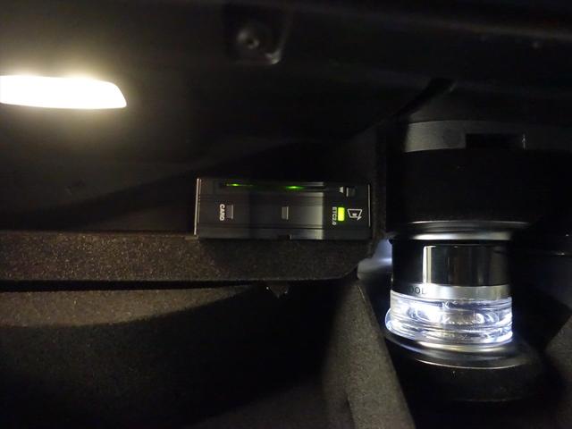 EQC EQC400 4MATIC AMGライン レザーエクスクルー シブパッケージ(22枚目)