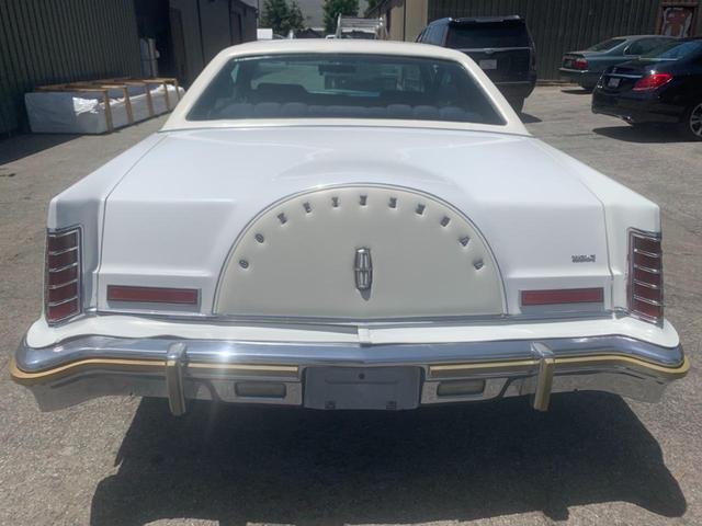 Lincoln Lincoln Mark V Other 1979 White Km Details Japanese Used Cars Goo Net Exchange Lincoln Lincoln Mark V Other 1979 White Km Details Japanese Used Cars Goo Net Exchange