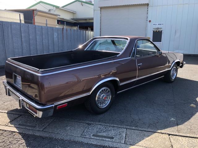 シボレーエルカミーノ 国内新規　自社輸入　コンクエスタ　フルオリジナル　国内新規　自社輸入　　コンクエスタ　フルノーマル　フルオリジナル　コンクエスタ専用フルモールディング欠品無し　ＮＥＷシート　ＮＥＷヘッドライナー　純正ワイヤータイプホイール（11枚目）