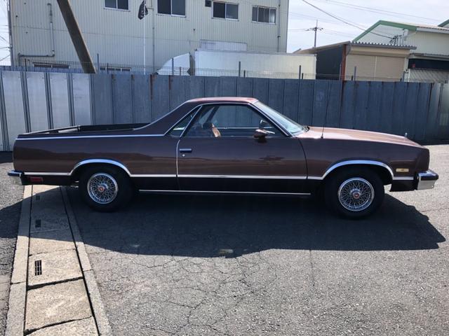 シボレーエルカミーノ 国内新規　自社輸入　コンクエスタ　フルオリジナル　国内新規　自社輸入　　コンクエスタ　フルノーマル　フルオリジナル　コンクエスタ専用フルモールディング欠品無し　ＮＥＷシート　ＮＥＷヘッドライナー　純正ワイヤータイプホイール（13枚目）