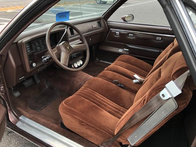 シボレーエルカミーノ 国内新規　自社輸入　コンクエスタ　フルオリジナル　国内新規　自社輸入　　コンクエスタ　フルノーマル　フルオリジナル　コンクエスタ専用フルモールディング欠品無し　ＮＥＷシート　ＮＥＷヘッドライナー　純正ワイヤータイプホイール（25枚目）