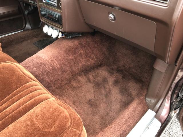 シボレーエルカミーノ 国内新規　自社輸入　コンクエスタ　フルオリジナル　国内新規　自社輸入　　コンクエスタ　フルノーマル　フルオリジナル　コンクエスタ専用フルモールディング欠品無し　ＮＥＷシート　ＮＥＷヘッドライナー　純正ワイヤータイプホイール（30枚目）