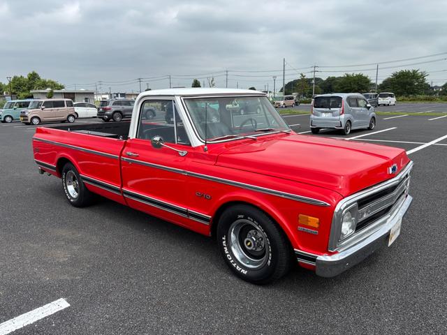 シボレーＣ－１０ １９６９モデル　オリジナル　Ｃ１０　ヴィンテージエアーＡＣ　１９６９モデル　オリジナル　Ｃ１０　ヴィンテージエアーエアコン　フルモールディング　ラリーホイール　ＮＯＸＰＭ適合　Ｂｌｕｅｔｏｏｔｈオーディオ　ＥＴＣ　各ＮＥＷパーツ　ＥＧ３５０／ＡＴ３５０（4枚目）