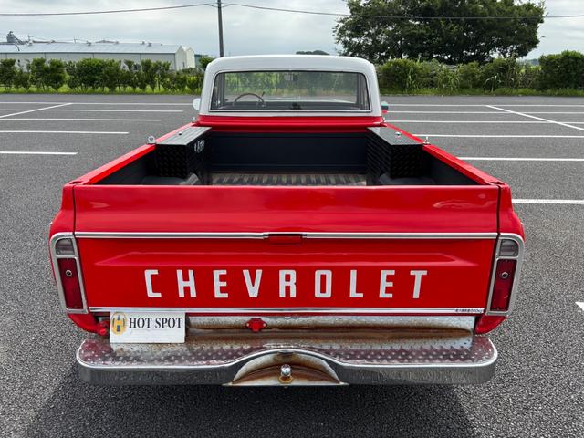 シボレーＣ－１０ １９６９モデル　オリジナル　Ｃ１０　ヴィンテージエアーＡＣ　１９６９モデル　オリジナル　Ｃ１０　ヴィンテージエアーエアコン　フルモールディング　ラリーホイール　ＮＯＸＰＭ適合　Ｂｌｕｅｔｏｏｔｈオーディオ　ＥＴＣ　各ＮＥＷパーツ　ＥＧ３５０／ＡＴ３５０（17枚目）