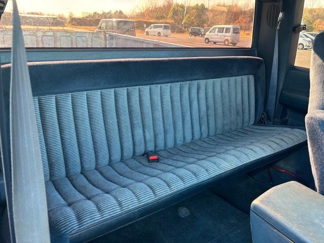 シボレーC-3500 本物デューリー フルオリジナル フルノーマル アルコアAW 国内新規 自社輸入 1ナンバー2年車検付き 本物デューリー 454EG TBI ダブルタイヤ アルコアAW フルオリジナル オリジナルペイント フルノーマル カリフォルニアカー AC GOOD(33枚目)