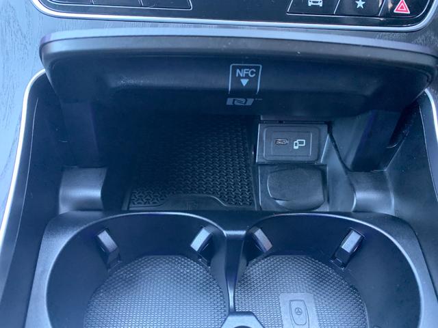 E220d ステーションワゴン スポーツ レーダーセーフティパッケージ・AMGラインインテリアパッケージ・ナビゲーション・フルセグTV・ETC2.0・本革シート・19インチAMGアルミホイール(21枚目)
