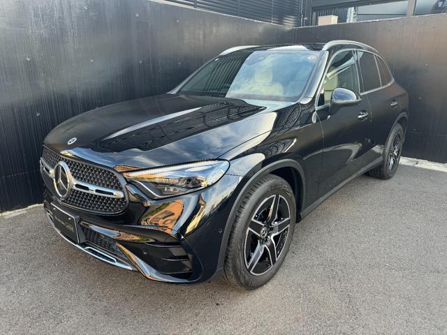 ＧＬＣ ＧＬＣ２２０ｄ　４マチック　ＡＭＧラインパッケージ　レーダーセーフティパッケージ・ＡＭＧライン・パノラミックスライディングルーフ・ナビ・ＴＶ・３６０度カメラ・ＥＴＣ・１９インチアルミホイール（3枚目）