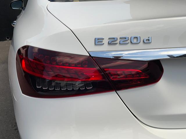 Ｅ２２０ｄ　スポーツ　レーダーセーフティパッケージ　ＡＭＧインテリアパッケージ　ＡＭＧスポーツステアリング　本革シート（ナッパレザー）　ステンレスアクセル＆ブレーキペダル　プライバシーガラス（後席左右・リヤウィンドウ）(33枚目)