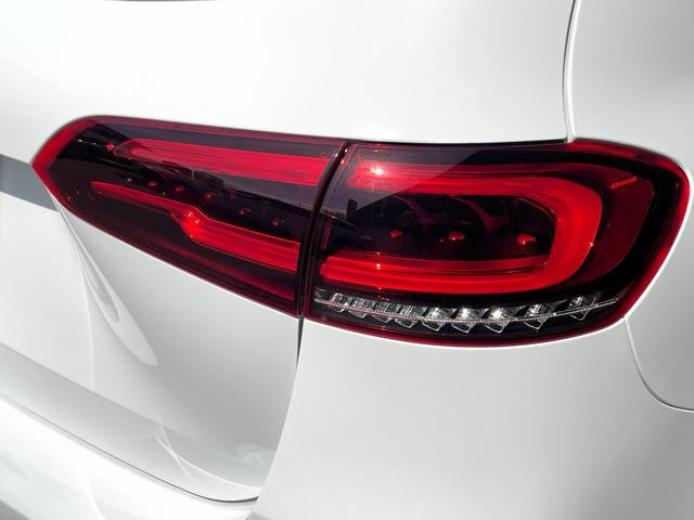 Ｂクラス Ｂ２００ｄ　ＡＭＧライン　ＡＭＧラインパッケージ・１８インチＡＭＧツインアルミホイール・マルチビームＬＥＤヘッドライト・アダプティブハイビームアシストプラス・プライバシーガラス・ＭＢＵＸナビゲーション・ヘッドアップディスプレイ（14枚目）
