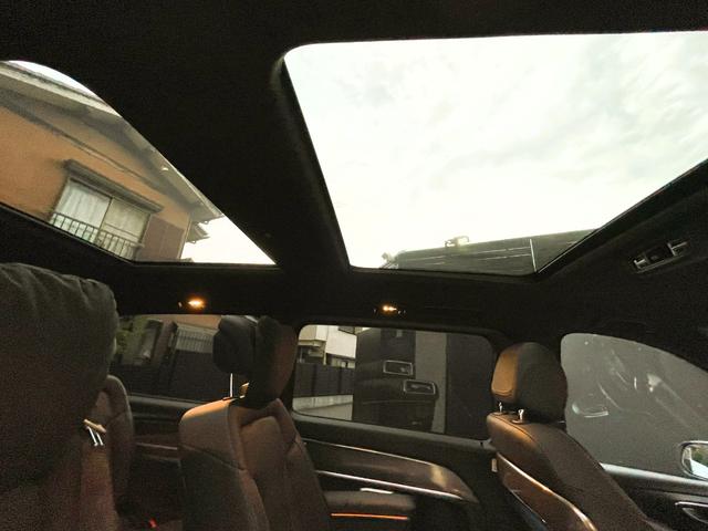 Ｖクラス Ｖ２２０ｄエクスクルーシブロングプラチナスイート　ＡＭＧライン・エクスクルージブシートパッケージ・シートヒーター・シートベンチレーター・メモリー付パワーシート・リラクゼーション機能・オットマン・フッとレスト・パノラミックスライディングルーフ（30枚目）