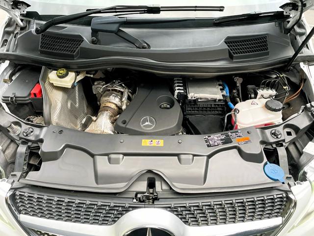 Ｖクラス Ｖ２２０ｄエクスクルーシブロングプラチナスイート　ＡＭＧライン・エクスクルージブシートパッケージ・シートヒーター・シートベンチレーター・メモリー付パワーシート・リラクゼーション機能・オットマン・フッとレスト・パノラミックスライディングルーフ（48枚目）