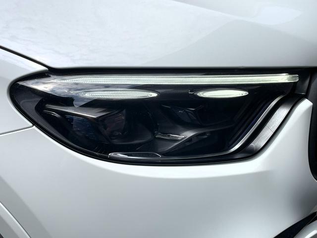 ＧＬＣ ＧＬＣ４３　４マチック　ＡＭＧレザーエクスクルージブパッケージ・シートベンチレーター・パノラミックスライディングルーフ・ヘッドアップディスプレイ・ブルメスター３Ｄサラウンドシステム・エアバランスパッケージ・ステアリングヒータ（9枚目）