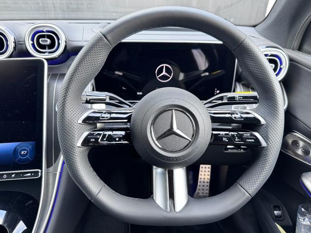 ＧＬＣ ＧＬＣ２２０ｄクーペ　ＡＭＧラインＰ（５名）　ＡＭＧラインパッケージ　ＡＭＧレザーエクスクルーシブパッケージ　パノラミックスライディングルーフ　ヘッドアップディスプレイ　シートベンチレーター　シートヒーター　エアバランスパッケージ　本革シート（23枚目）