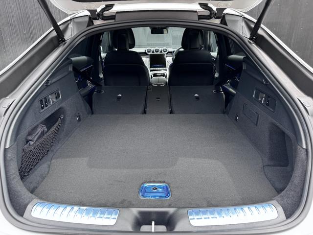 ＧＬＣ ＧＬＣ２２０ｄクーペ　ＡＭＧラインＰ（５名）　ＡＭＧラインパッケージ　ＡＭＧレザーエクスクルーシブパッケージ　パノラミックスライディングルーフ　ヘッドアップディスプレイ　シートベンチレーター　シートヒーター　エアバランスパッケージ　本革シート（37枚目）