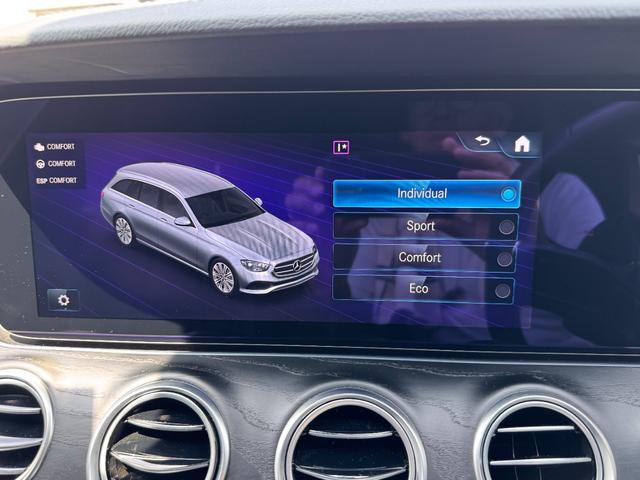 Ｅクラスステーションワゴン Ｅ２２０ｄ　ステーションワゴン　スポーツ　レーダーセーフティパッケージ　ＡＭＧラインパッケージ　１９インチＡＭＧ５ツインスポークアルミホイール　マルチビームＬＥＤヘッドライト　　ヘッドアップディスプレイ　ブラックアッシュウッドパネル（18枚目）