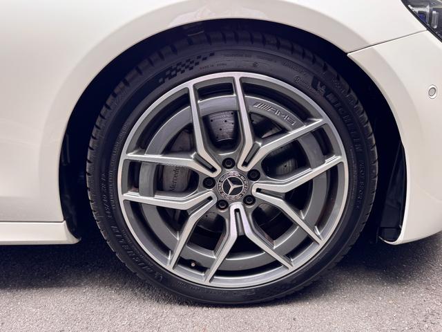 Ｅクラスステーションワゴン Ｅ２２０ｄ　ステーションワゴン　スポーツ　レーダーセーフティパッケージ　ＡＭＧラインパッケージ　１９インチＡＭＧ５ツインスポークアルミホイール　マルチビームＬＥＤヘッドライト　　ヘッドアップディスプレイ　ブラックアッシュウッドパネル（29枚目）