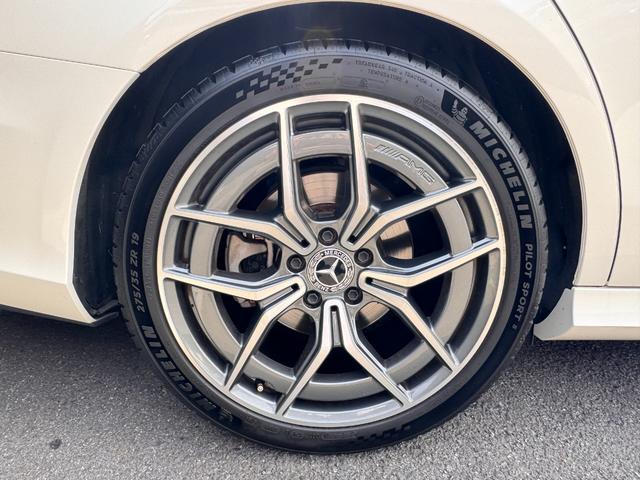 Ｅクラスステーションワゴン Ｅ２２０ｄ　ステーションワゴン　スポーツ　レーダーセーフティパッケージ　ＡＭＧラインパッケージ　１９インチＡＭＧ５ツインスポークアルミホイール　マルチビームＬＥＤヘッドライト　　ヘッドアップディスプレイ　ブラックアッシュウッドパネル（30枚目）