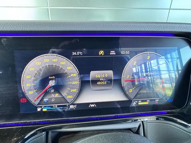 Ｇクラス Ｇ４００ｄ　ＡＭＧライン　レーダーセーフティパッケージ　ＡＭＧラインパッケージ　３６０°カメラシステムアダプティブハイビームアシスト・プラス　ラグジュアリーパッケージ　ブラックピアノラッカーウッドインテリアトリム（22枚目）