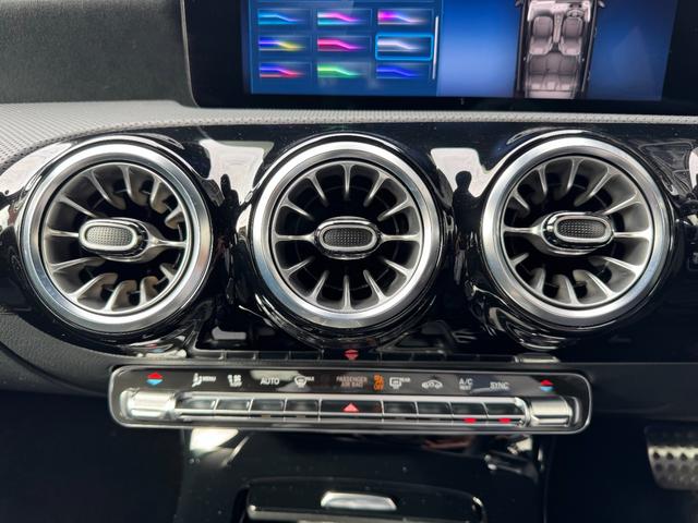 Ａクラス Ａ２００ｄ　ＡＭＧラインパッケージ　レーダーセーフティパッケージ・ＡＭＧラインパッケージ・ナビ・フルセグＴＶ・バックカメラ・ＥＴＣ２．０・１８インチアルミホイール（23枚目）