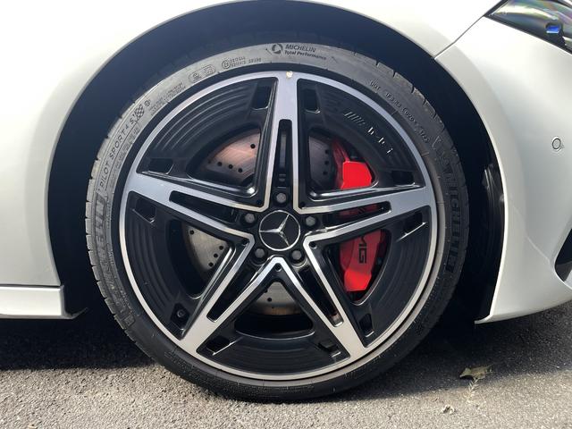 Aクラス A45 S 4マチック+ アドバンスドパッケージ・AMGレッドブレーキキャリパー・サウンドパーソナライゼーション機能・360度カメラシステム・パノラミックスライディングルーフ・ヘッドアップディスプレイ・ブランドロゴプロジェクタ(11枚目)