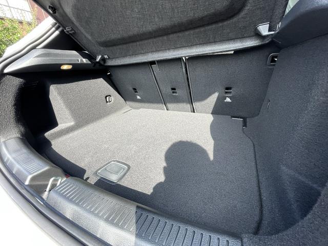 Aクラス A45 S 4マチック+ アドバンスドパッケージ・AMGレッドブレーキキャリパー・サウンドパーソナライゼーション機能・360度カメラシステム・パノラミックスライディングルーフ・ヘッドアップディスプレイ・ブランドロゴプロジェクタ(15枚目)