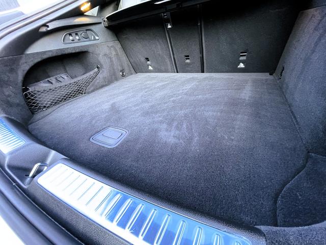 ＧＬＣ ＧＬＣ２２０ｄ４マチッククーペＡＭＧラインパッケージ　ＡＭＧスタイリングパッケージ・ＡＭＧスポーツステアリング・マルチビームＬＥＤヘッドライト・ＡＩＲ　ＢＯＤＹＣＯＮＴＲＯＬサスペンション・アダプティブハイビームアシストプラス・ＬＥＤコーナーリングライト（13枚目）