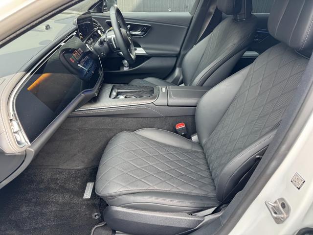 Eクラスステーションワゴン E220dステションワゴンアバギャルドAMGラインP AMGラインパッケージ・デジタルインテリアパッケージ・レザーエクスクルーシブパッケージ・アドバンスドパッケージ・パノラミックスライディングルーフ・オパリスホワイト(15枚目)