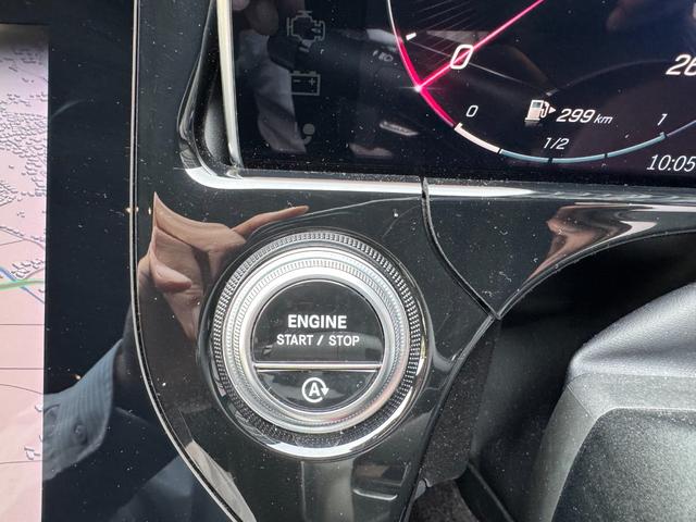 Eクラスステーションワゴン E220dステションワゴンアバギャルドAMGラインP AMGラインパッケージ・デジタルインテリアパッケージ・レザーエクスクルーシブパッケージ・アドバンスドパッケージ・パノラミックスライディングルーフ・オパリスホワイト(36枚目)