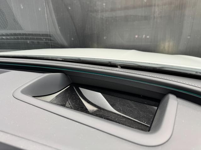 Eクラスステーションワゴン E220dステションワゴンアバギャルドAMGラインP AMGラインパッケージ・デジタルインテリアパッケージ・レザーエクスクルーシブパッケージ・アドバンスドパッケージ・パノラミックスライディングルーフ・オパリスホワイト(37枚目)