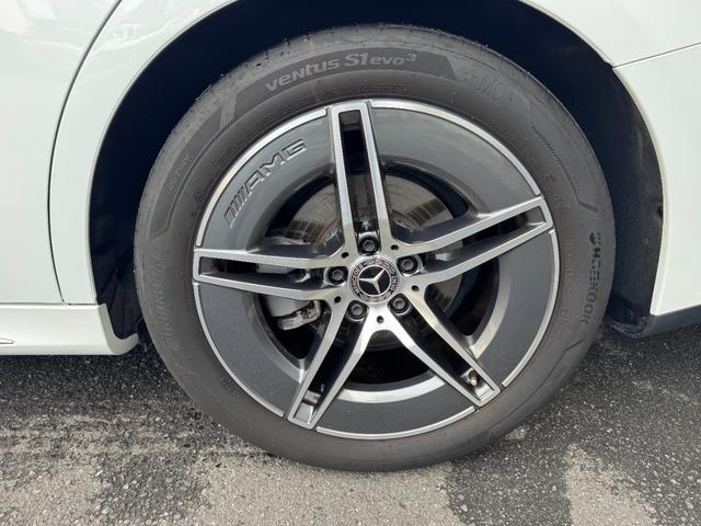 Eクラスステーションワゴン E220dステションワゴンアバギャルドAMGラインP AMGラインパッケージ・デジタルインテリアパッケージ・レザーエクスクルーシブパッケージ・アドバンスドパッケージ・パノラミックスライディングルーフ・オパリスホワイト(38枚目)