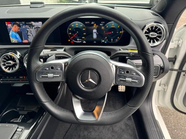 ＣＬＡクラス シューティングブレーク ＣＬＡ２００ｄシュティングブレＡＭＧレザエクスクルＰ　ナビゲーションパッケージ・ＡＭＧライン・ＡＭＧレザーエクスクルーシブパッケージ・アドバンスドパッケージ・パノラミックスライディングルーフ（19枚目）