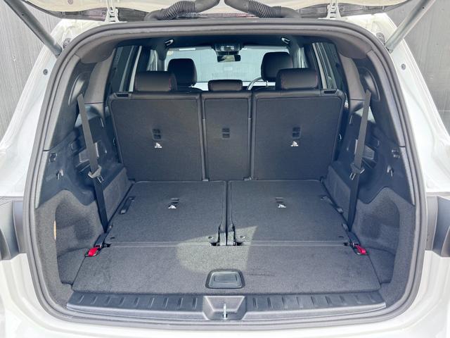 GLB GLB200d 4マチック AMGラインパッケージ ドライビングアシスタンスパッケージ 360°カメラシステム AMGラインパッケージ アダプティブハイビームアシスト・プラス マルチビームLEDヘッドライト 20インチAMGアルミホイール(RVU)(35枚目)