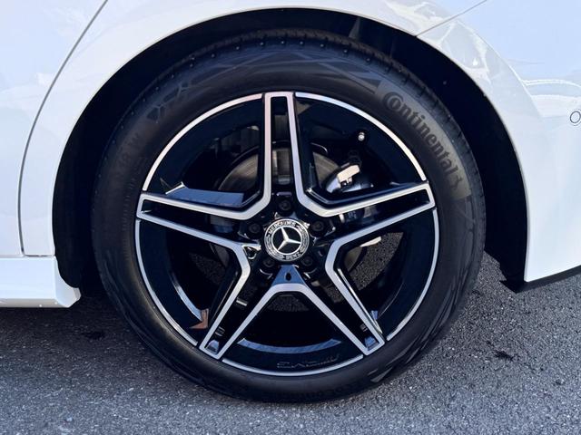 Ａクラス Ａ２００ｄ　ＡＭＧラインパッケージ　ドライビングアシスタンスパッケージ　ＡＭＧラインパッケージ　ダイレクトステアリング　アダプティブハイビームアシスト・プラス　本革巻スポーツステアリング　１８インチＡＭＧアルミホイール（ＲＱＴ）（32枚目）