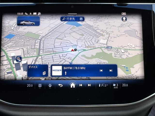 自然対話型ＭＢＵＸナビケーションは『ハイ！メルセデス』と声を掛ける事で目的地の設定や室内温度の調整が出来ます。