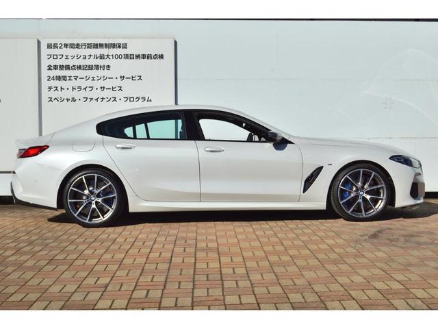 M850i xDrive グランクーペ 正規認定中古車 ワンオーナー 電動ガラスサンルーフ Harman Kardonスピーカー ヘッドアップディスプレィ タッチパネル式HDDナビ フルセグ地デジ トップリアサイドカメラ レーザーライト(8枚目)