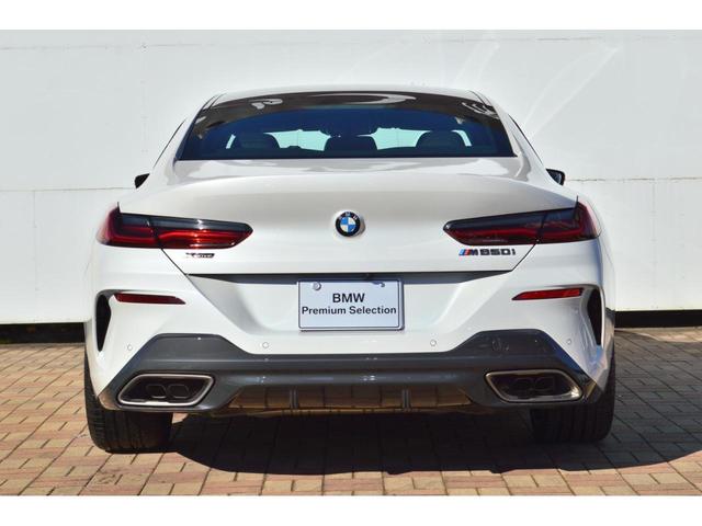 M850i xDrive グランクーペ 正規認定中古車 ワンオーナー 電動ガラスサンルーフ Harman Kardonスピーカー ヘッドアップディスプレィ タッチパネル式HDDナビ フルセグ地デジ トップリアサイドカメラ レーザーライト(9枚目)